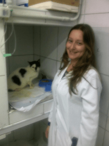 Na clínica aos cuidados da Dra. Tatiana